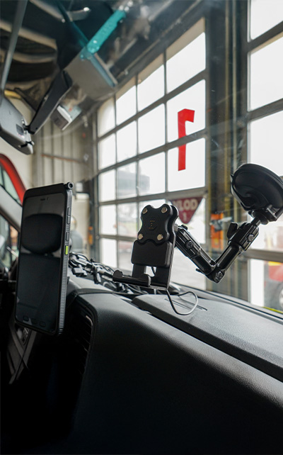 Device adapted to business constraints