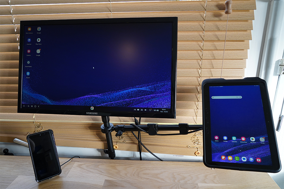 TabDrop POGO Dex Station